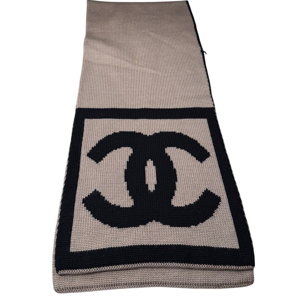 Chanel Wool Scarf - Picture 2 of 4